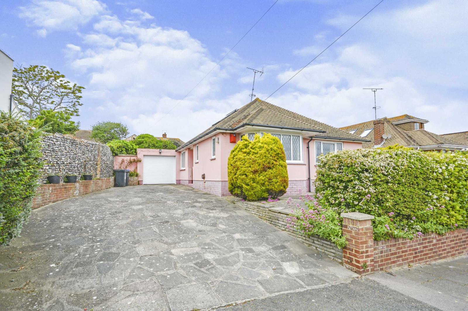 3 Bedroom Detached Bungalow For Sale At Stone Road Broadstairs Kent £550 000 Cooke And Co